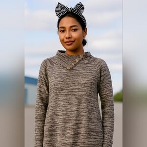 2/$30 Lady's INDIGO Fall Neutral Striped Brown oversized boxy Knit sweater(#677)